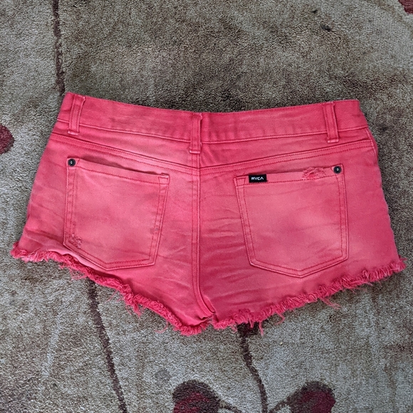 Red RVCA short shorts - Picture 2 of 5